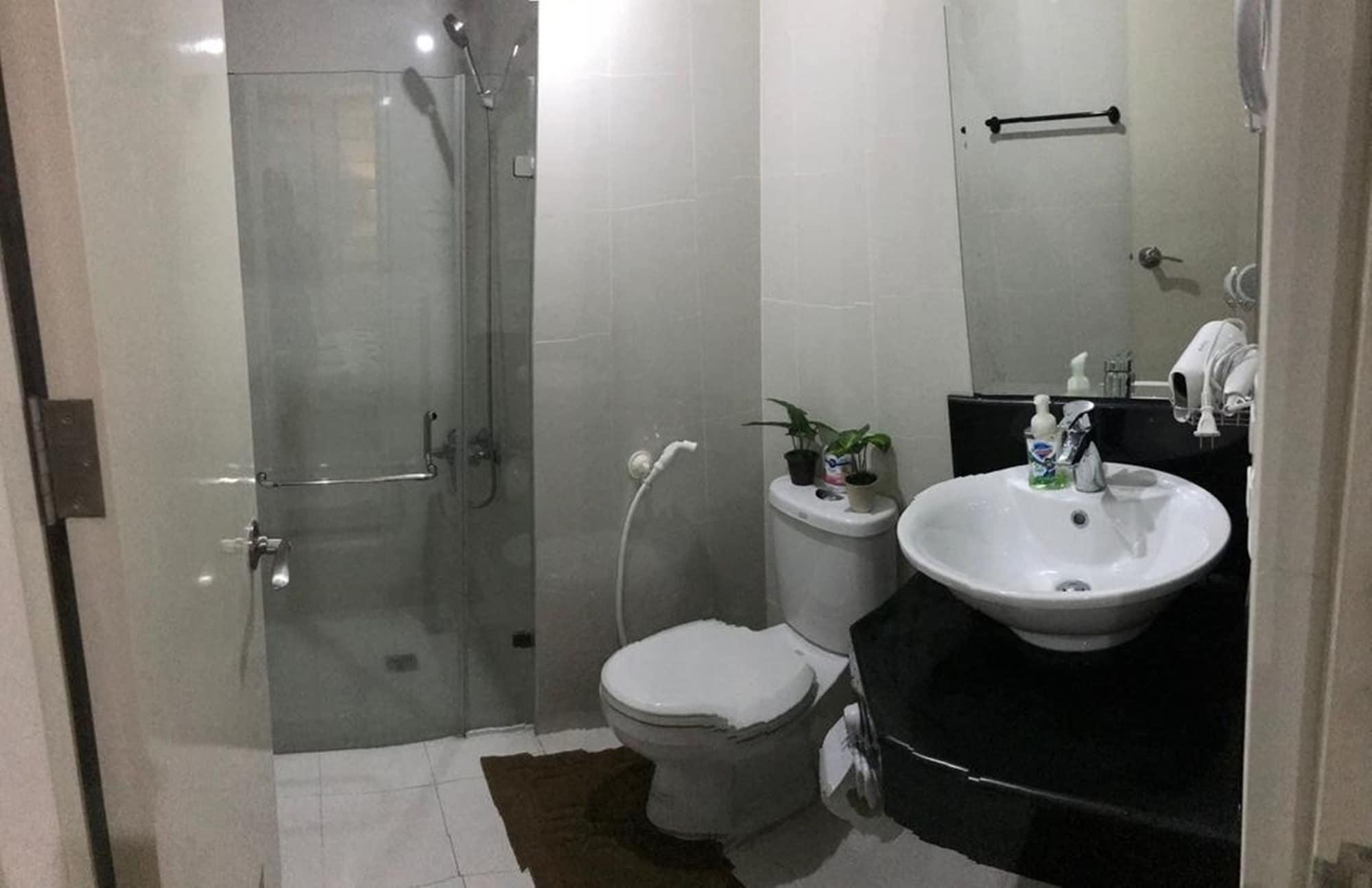One Palm Tree Apartments Manila Exterior foto
